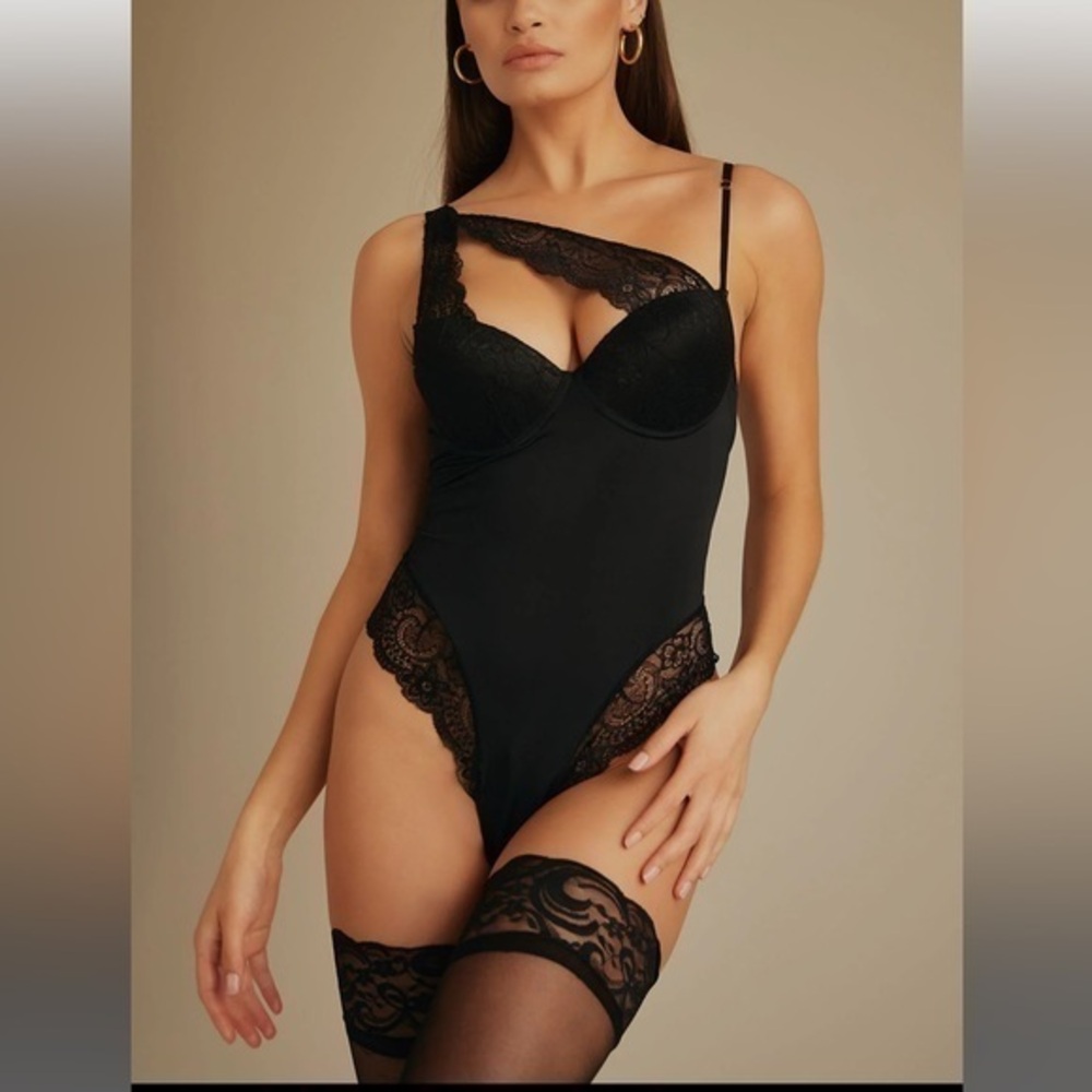 Just Sexy Lingerie One Sided‎ Story Lace Teddy - Black Size Large REFFNB